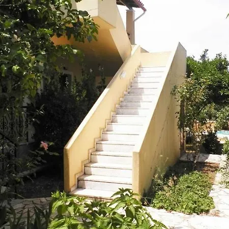 Kalliopi Ferienhaus *